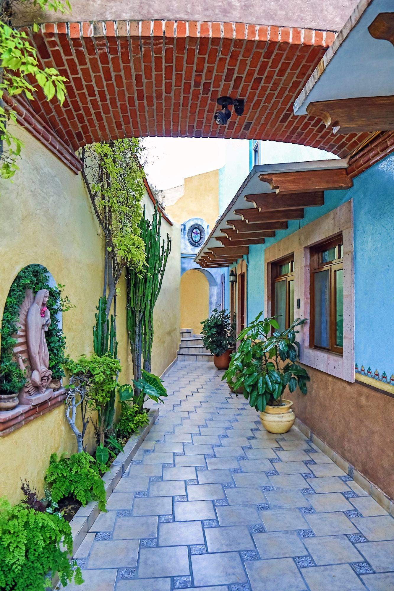 Hotel La Plaza De Tequisquiapan Exterior photo